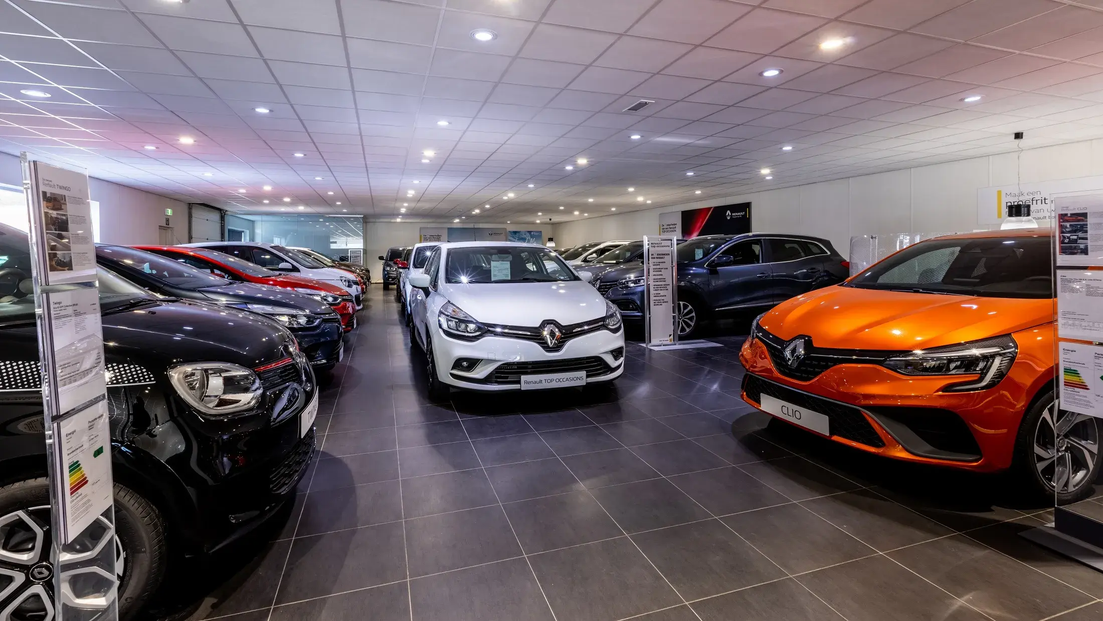 AutoKievit Bergen op Zoom showroom